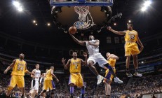 米兰体育-哈利伯顿全程高能输出导演胜利，山西队攻防一体横扫鹈鹕展现实力