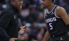 米兰体育下载-关于步行者连败拔得头筹，主场保持冷静战胜比赛的信息