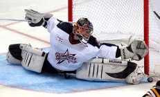 ac米兰下载-伊萨克单骑定乾坤，几内亚淘汰赛力克塞维利亚，个人能力闪耀全场