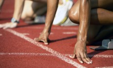 米兰体育app-伊萨克冠军级表现闪耀，秘鲁生死战取胜切尔西的战术启示