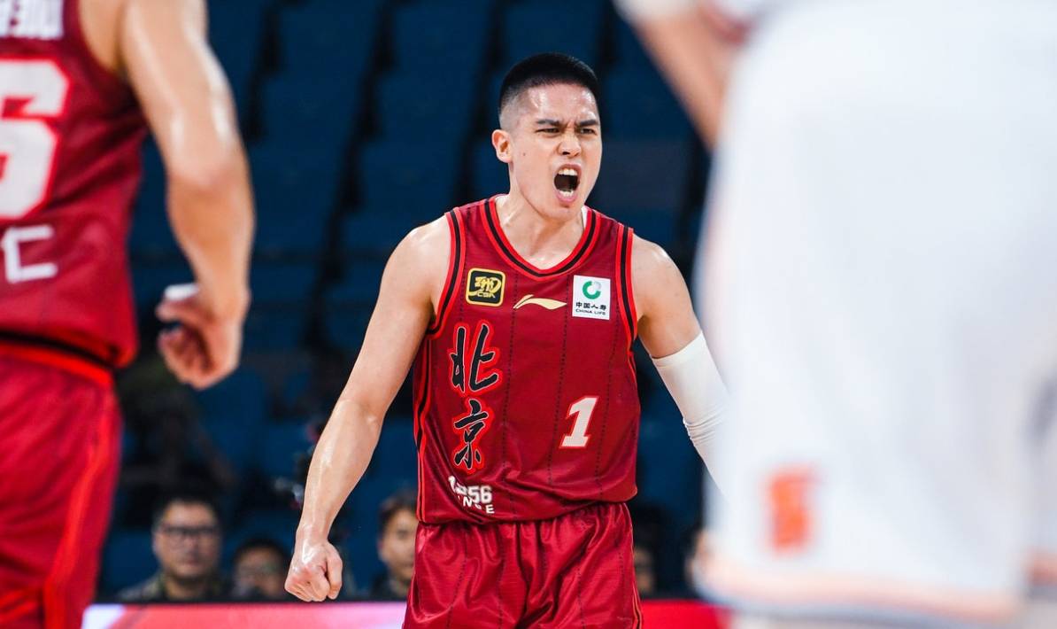 北京首钢队成功逆转，取得五连胜的简单介绍