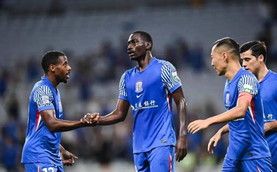 包含尼斯客场遭遇失败，面临激烈竞争的词条